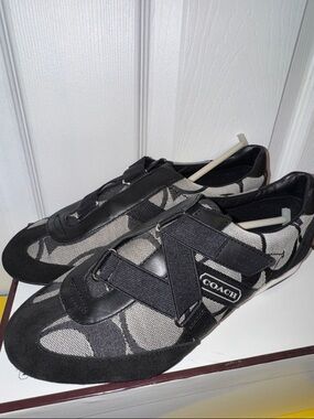 Coach Black and White Kyra Sneakers NEW with Box Label women’s size 8.5